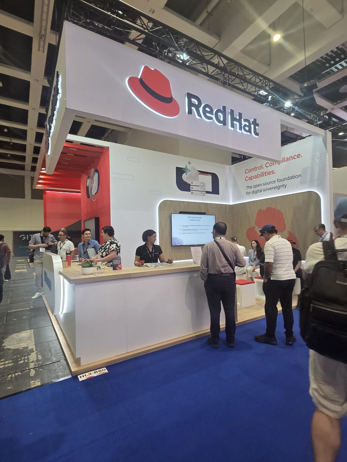 Red Hat stand